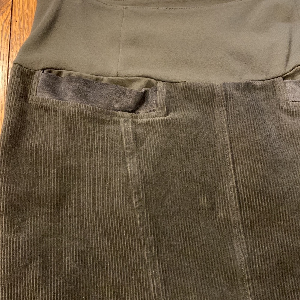 TRANSIT PAR-SUCH TR-900 BROWN CORDUROY SKIRT WITH ELASTIC WAISTBAND & DETAILING - Picture 2 of 9